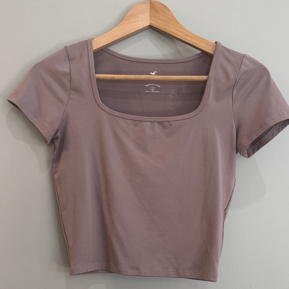 Hollister Seamless Fabric Square-Neck Baby Tee